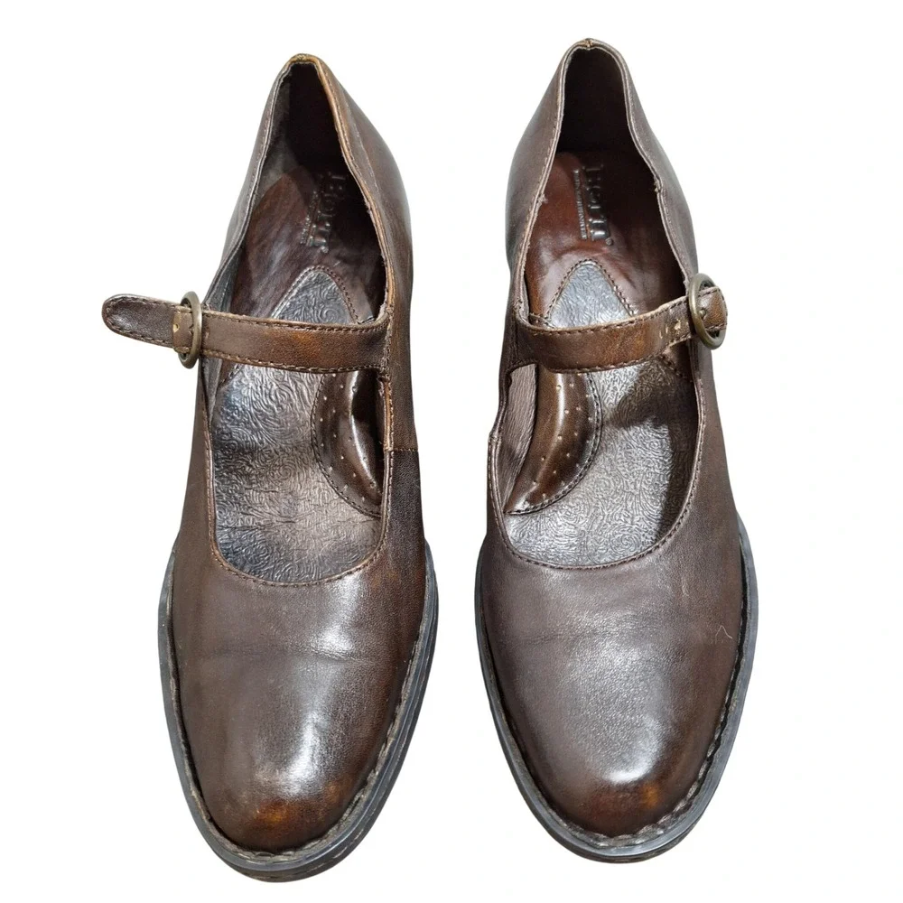 Born Women's Size 8.5M Brown Leather Mary Jane Heels Buckle Strap Shoes W4423